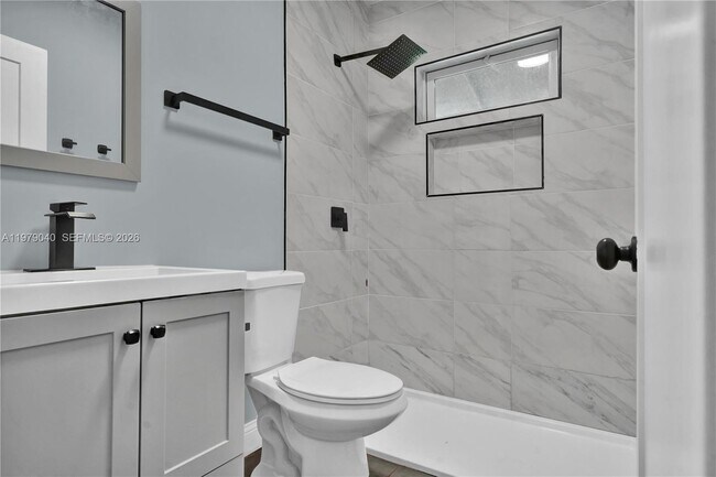 Building Photo - 607 SW 9th St