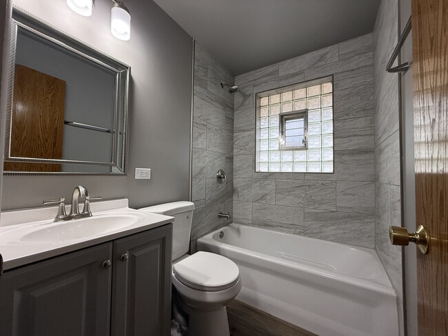 Building Photo - 7616 S Lorel Ave