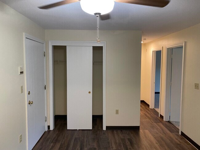 Building Photo - 121 Eastern Ave