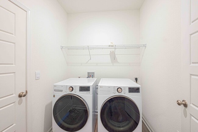 Building Photo - 13766 Antler Hl Rd