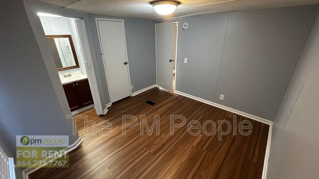 Building Photo - 745 State Rd S-39-204