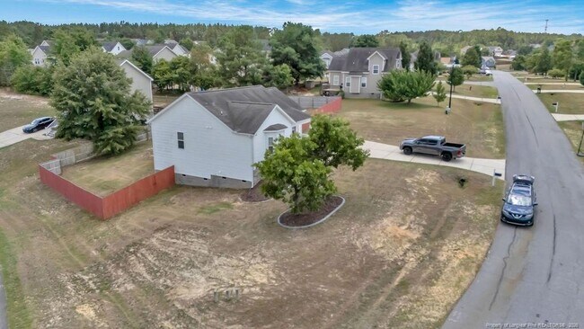 Building Photo - 27 True Blue Dr