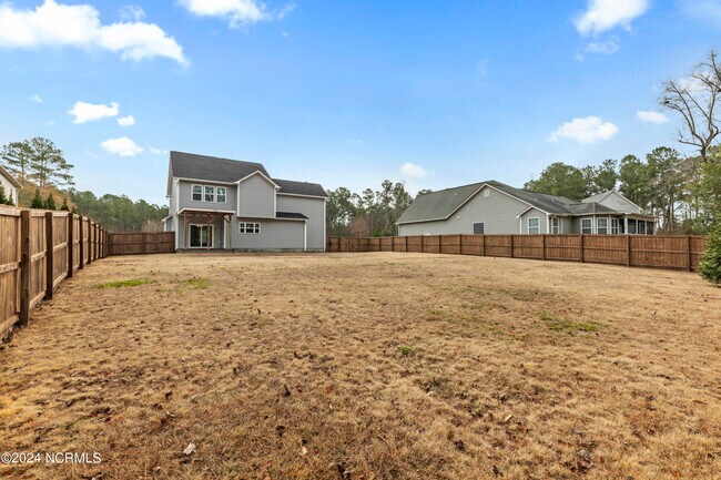 Building Photo - 200 Mia Ct