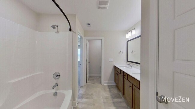 Building Photo - 327 Hollenbeck Pl