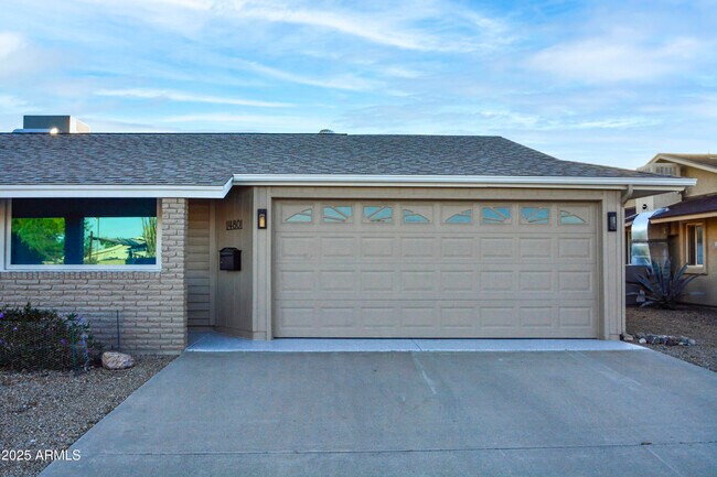 Building Photo - 14801 N Agua Fria Dr