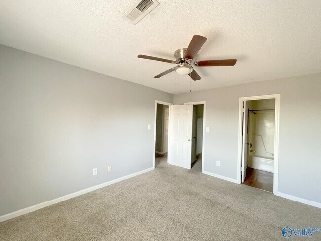 Building Photo - 1507 Halston Cir NW