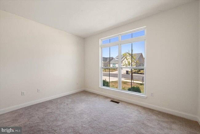 Building Photo - 105 Amberfield Ct