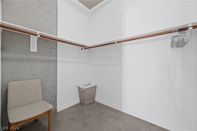 Building Photo - 353 E Bonneville Ave