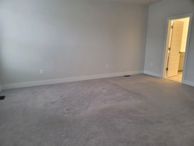 Building Photo - 2747 St Elias Dr