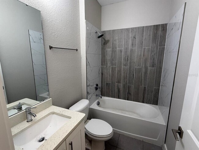 Building Photo - 105 Zinnia Ln