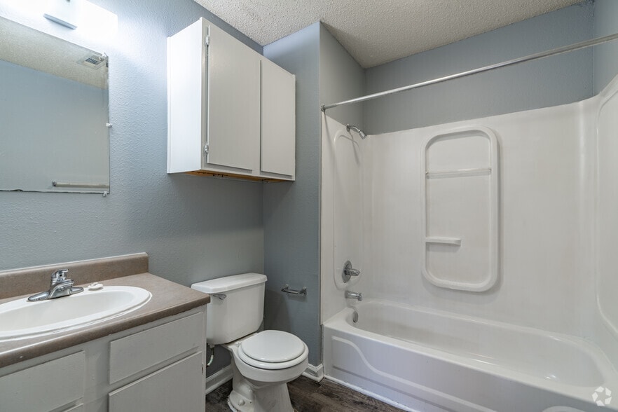 3BR, 2BA- 1173SF - Caraway Commons