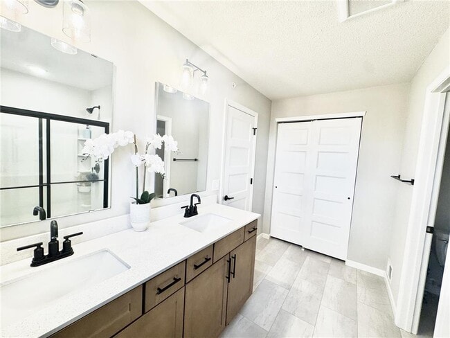 Building Photo - 5382 94th Ln N