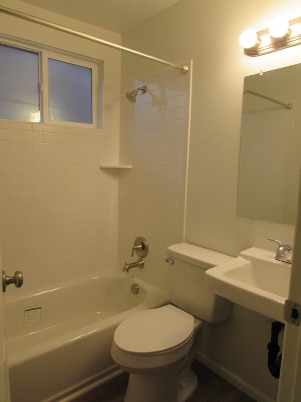 Building Photo - 278 Quince St