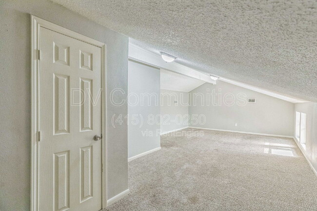 Building Photo - 16022 Spinnaker Dr