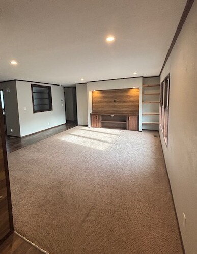 Building Photo - "Charming 3-Bed, 2-Bath Single Family Home with 1,580 Sq Ft of Comfort in Prime Belgrade Location!"