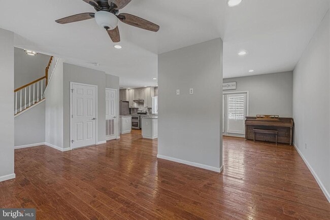 Building Photo - 40923 Browns Ln