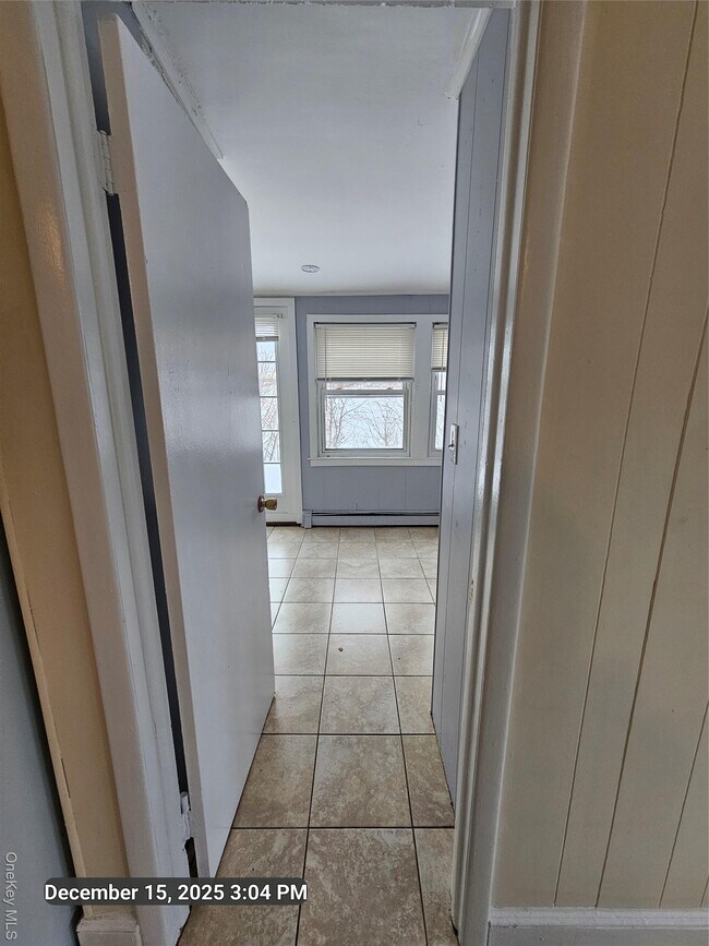 Building Photo - 1 Beech Dr