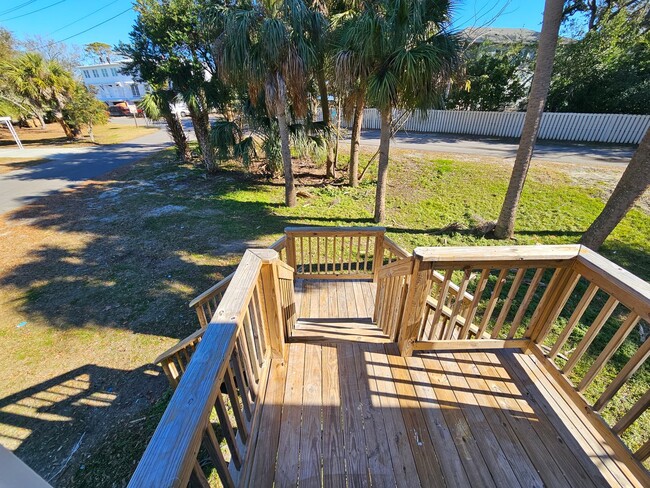 Building Photo - 203 17th St. Tybee Island Ga.