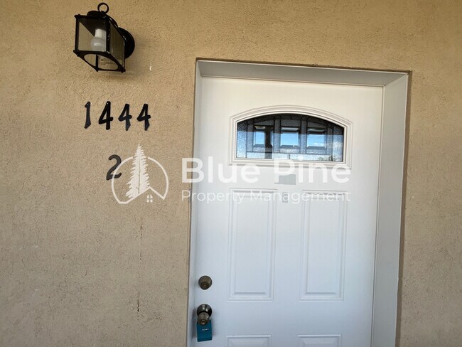 Building Photo - 1444 E 17th St