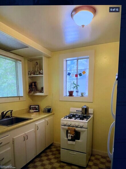 new kitchen since pic - 429 South Auburn