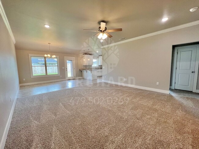Building Photo - Siloam Springs- Single-Family Home- Popula...