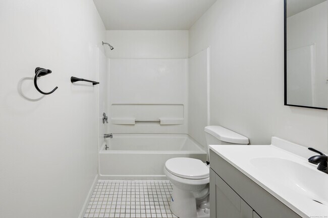 Building Photo - 145 Harbor Pond Dr