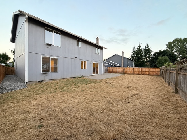 Building Photo - Beautifully Updated 4-Bedroom Home in Woodland, WA – Pet Friendly