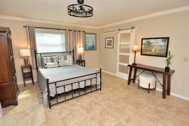 Building Photo - 1225 NW 21st St