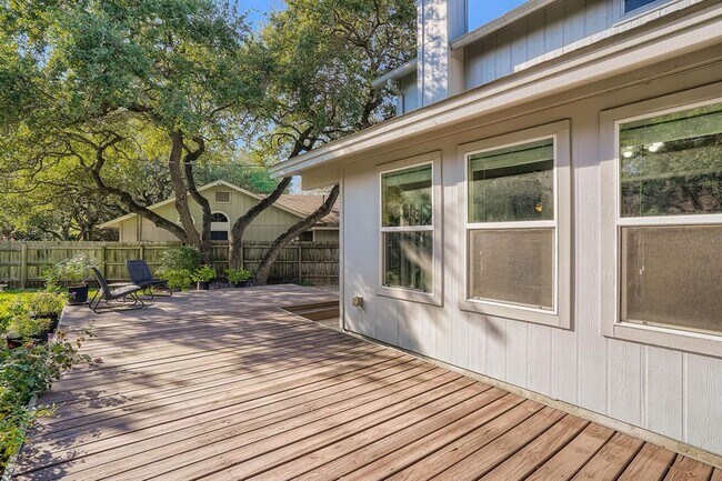 Building Photo - 7023 Riverton Dr