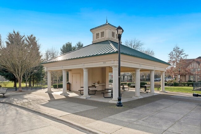 Building Photo - 28839 SW Costa Cir W