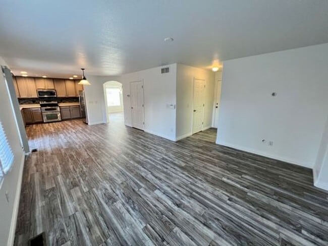 Building Photo - $0 DEPOSIT OPTION! BEAUTIFUL TWO-STORY HOM...