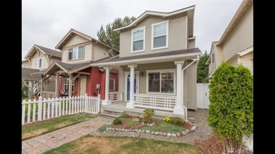 Building Photo - 20621 12th Ave S