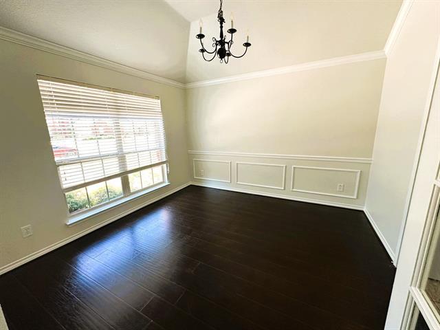 Building Photo - 1615 Nestledown Dr