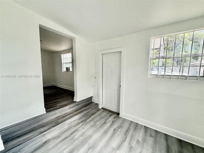 Building Photo - 5720 NW 23rd Ave