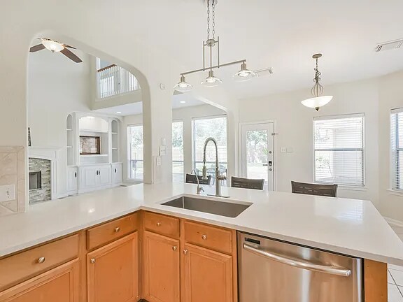 Building Photo - 2502 Bridge Hampton Way