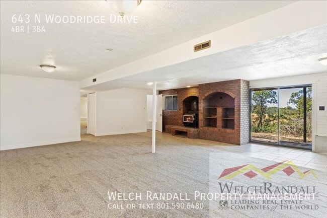 Building Photo - 643 Woodridge Dr