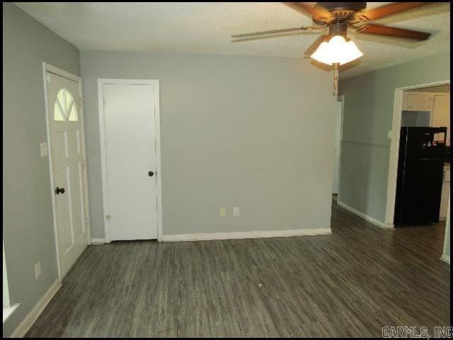 Building Photo - 1020 Towering Oaks Dr