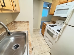 Building Photo - 1518 D St