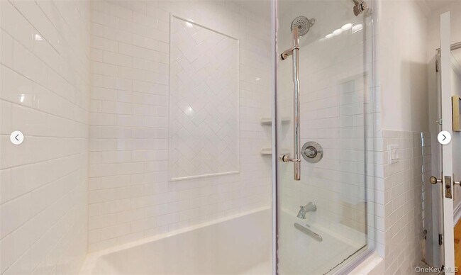 Building Photo - 31 Liberty St