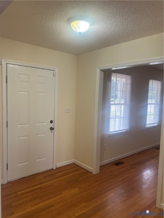 Building Photo - 4508 Wood Ln