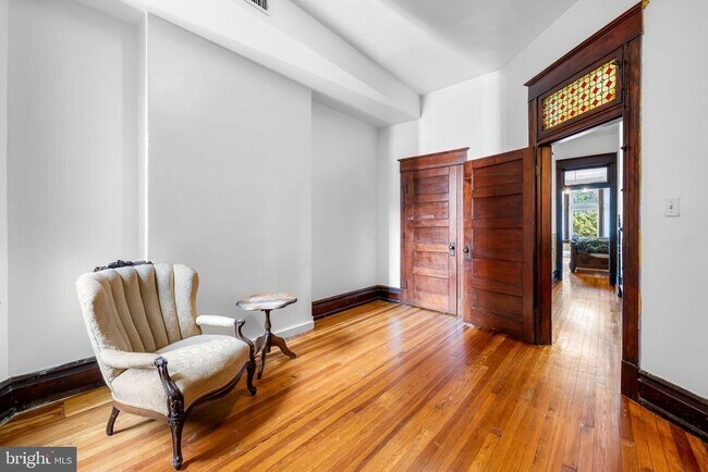 Building Photo - 3314 Auchentoroly Terrace