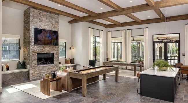 Building Photo - 5000 Collina Ter