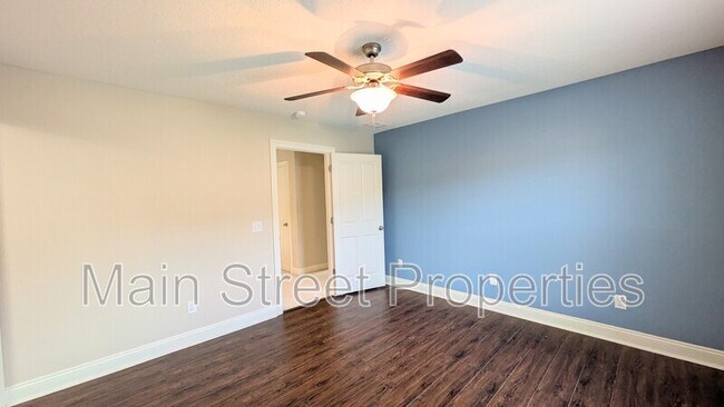 Building Photo - 10692 Squall Line Rd