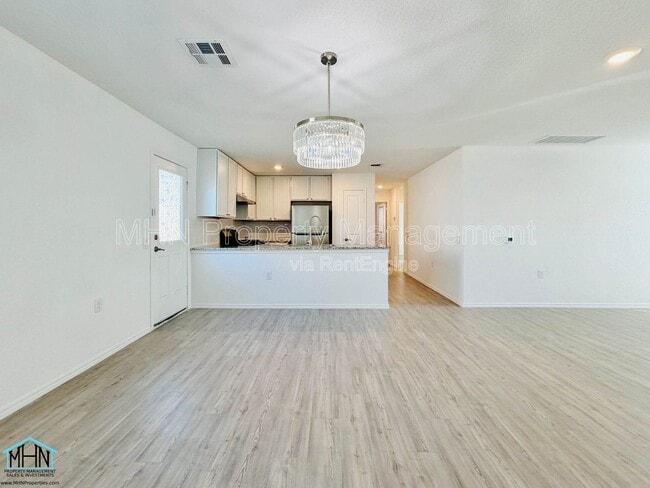 Building Photo - 10154 Asta Trl