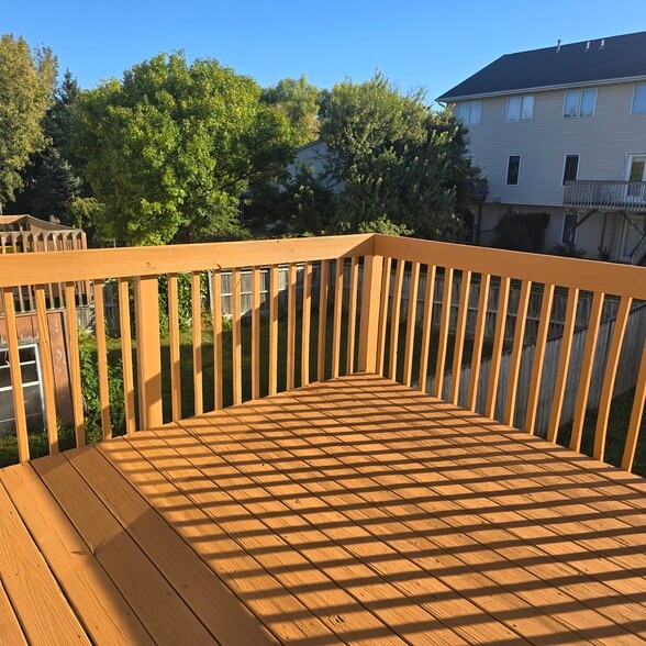 Deck- Newly Stained - 1415 Kodiak Ct