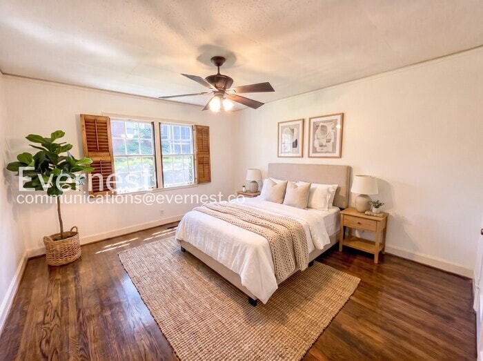 Building Photo - 55 Delmont Dr NE