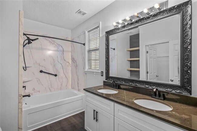 Building Photo - 1163 Rhyne Chase