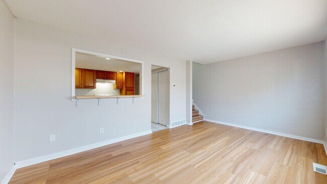 Building Photo - Elyria - fully updated two bedroom townhouse for rent!