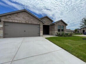 Building Photo - AVAILABLE NOW NEW CONSTRUCTION 3 BEDROOM 2...