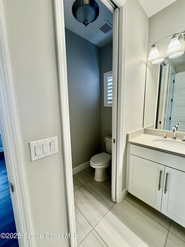 Building Photo - 7103 Vista Hermosa Dr